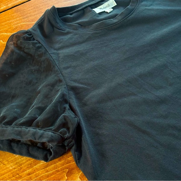 Madewell Elevated Basic Black Tee - Picture 4 of 9